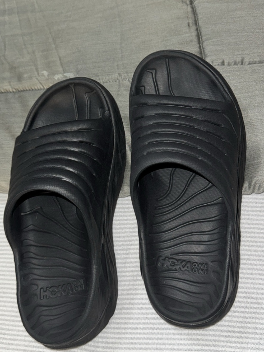 Hoka Men's Black Cushioned Slide Sandals